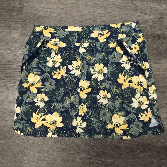 DB Sunday Skort Small Hawaiian Floral Athleisure Blue Yellow Tennis Golf Pockets - Picture 2 of 7